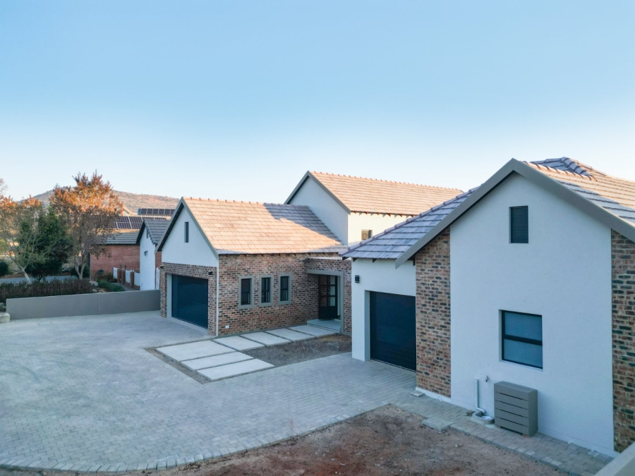 4 Bedroom Property for Sale in Landsmeer Residential Estate North West